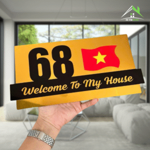 Biển Số Nhà Nền Vàng Gương – In Hình Lá Cờ Việt Nam – Dải Chữ Đen Sang Trọng
