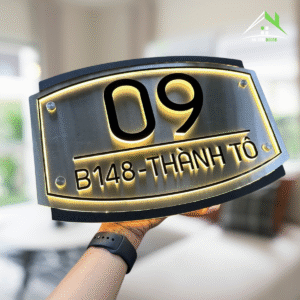 Bảng, Biển Số Nhà. Có Đèn LED – Inox 304 Xước Bạc + Mica Cán Đen Sần, Số Nổi 10mm