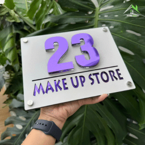 BIỂN SỐ NHÀ DECOR ấn tượng. Mẫu nền trắng sần, Nội dung Alu Gương Tím, số nổi 1cm. Mẫu siêu dễ thương. BSN-AT10